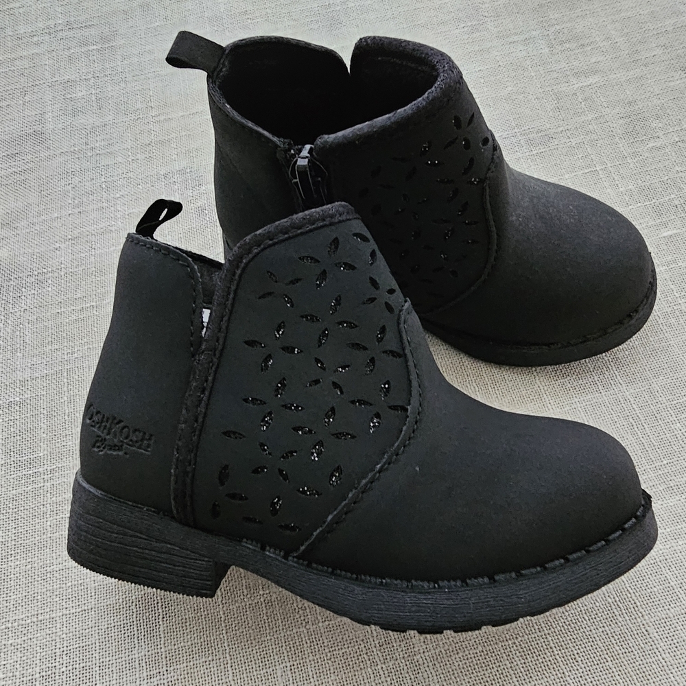 OshKosh B'Gosh Unisex Child Estell Fashion Boot - Sz 6